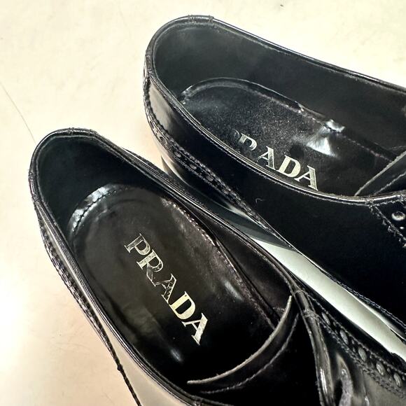 Prada Black Brushed Leather Wingtip Derby Dress Sneakers UK 9.5 EE / US 10.5 D main image 12